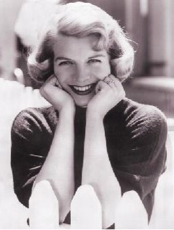 did rosemary clooney smoke cigarettes 3/7/04